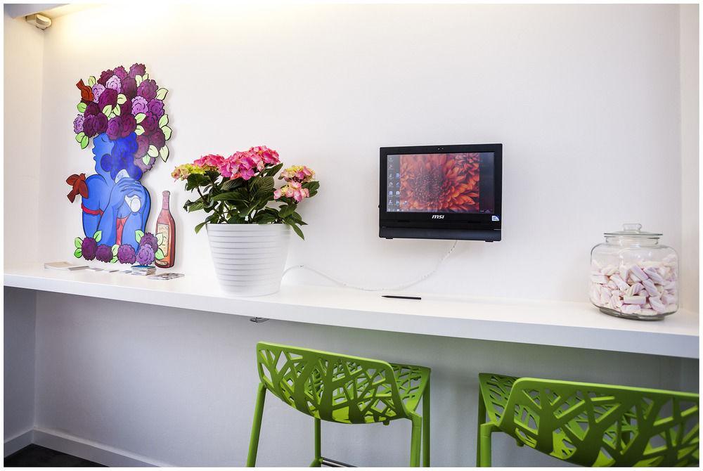 Cheap & Chic Hotel Ciutadella  Luaran gambar