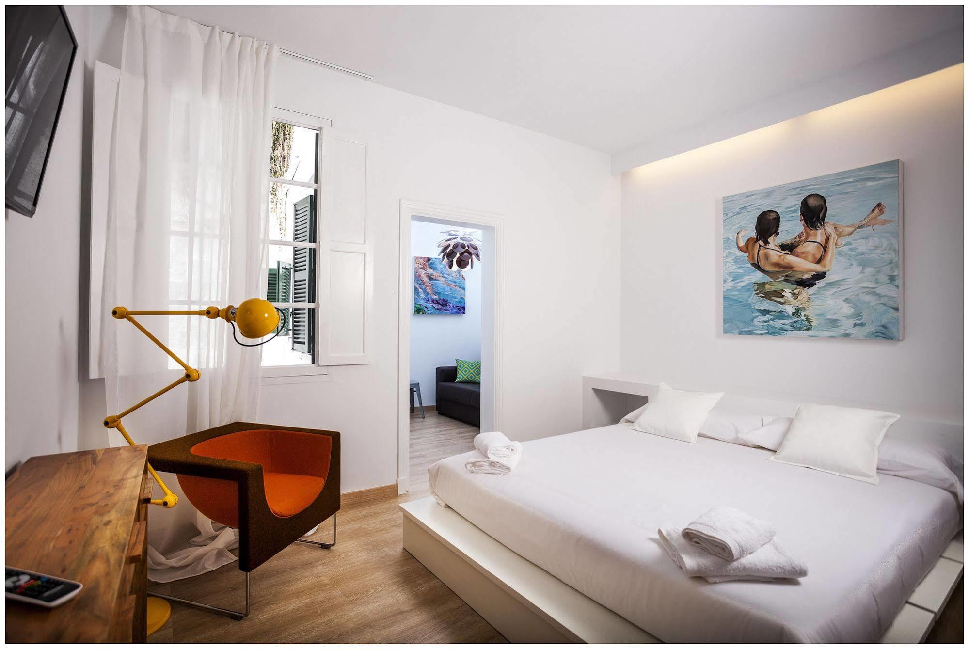Cheap & Chic Hotel Ciutadella  Luaran gambar