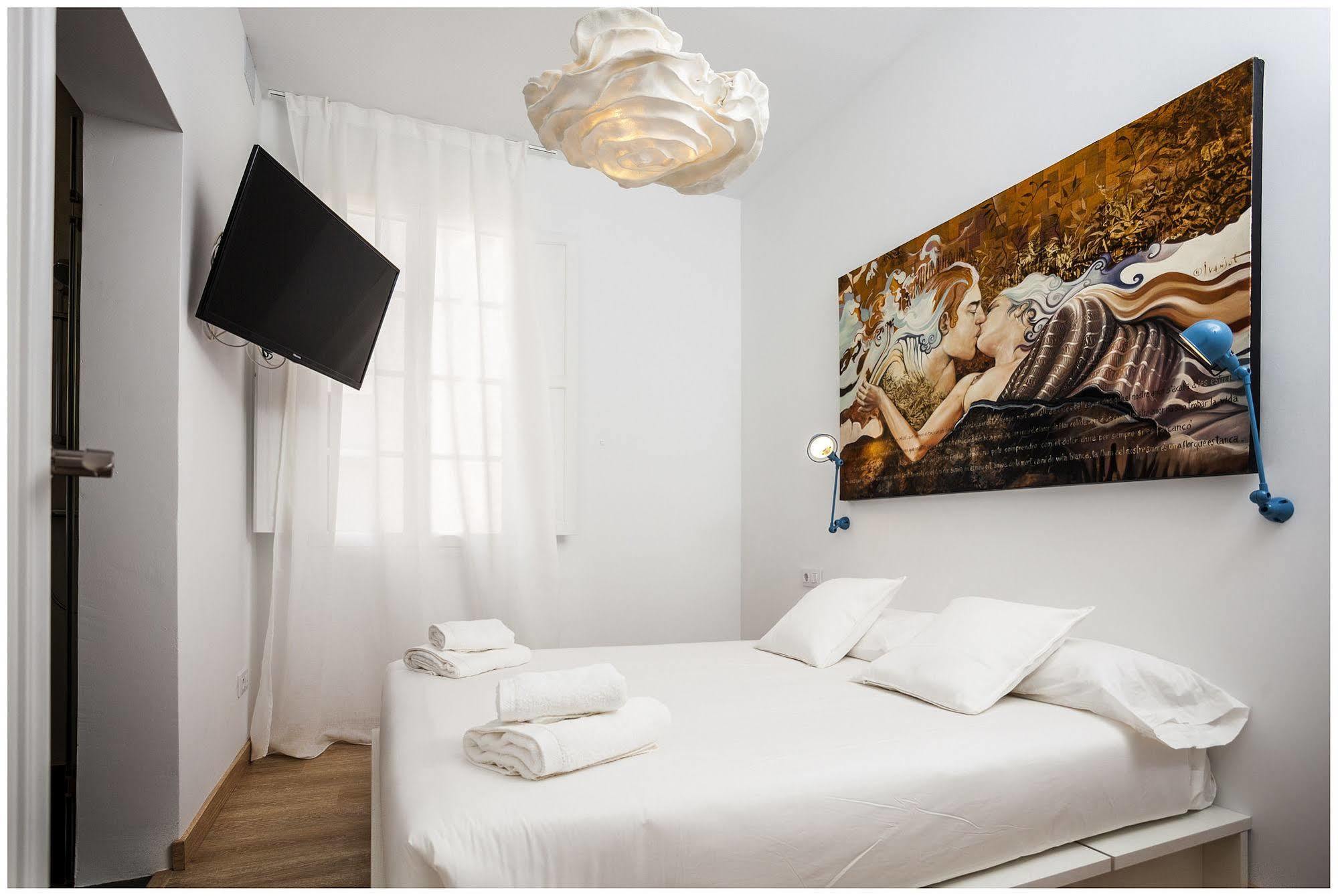 Cheap & Chic Hotel Ciutadella  Luaran gambar