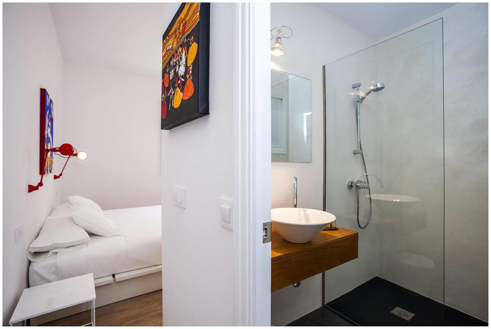 Cheap & Chic Hotel Ciutadella  Luaran gambar