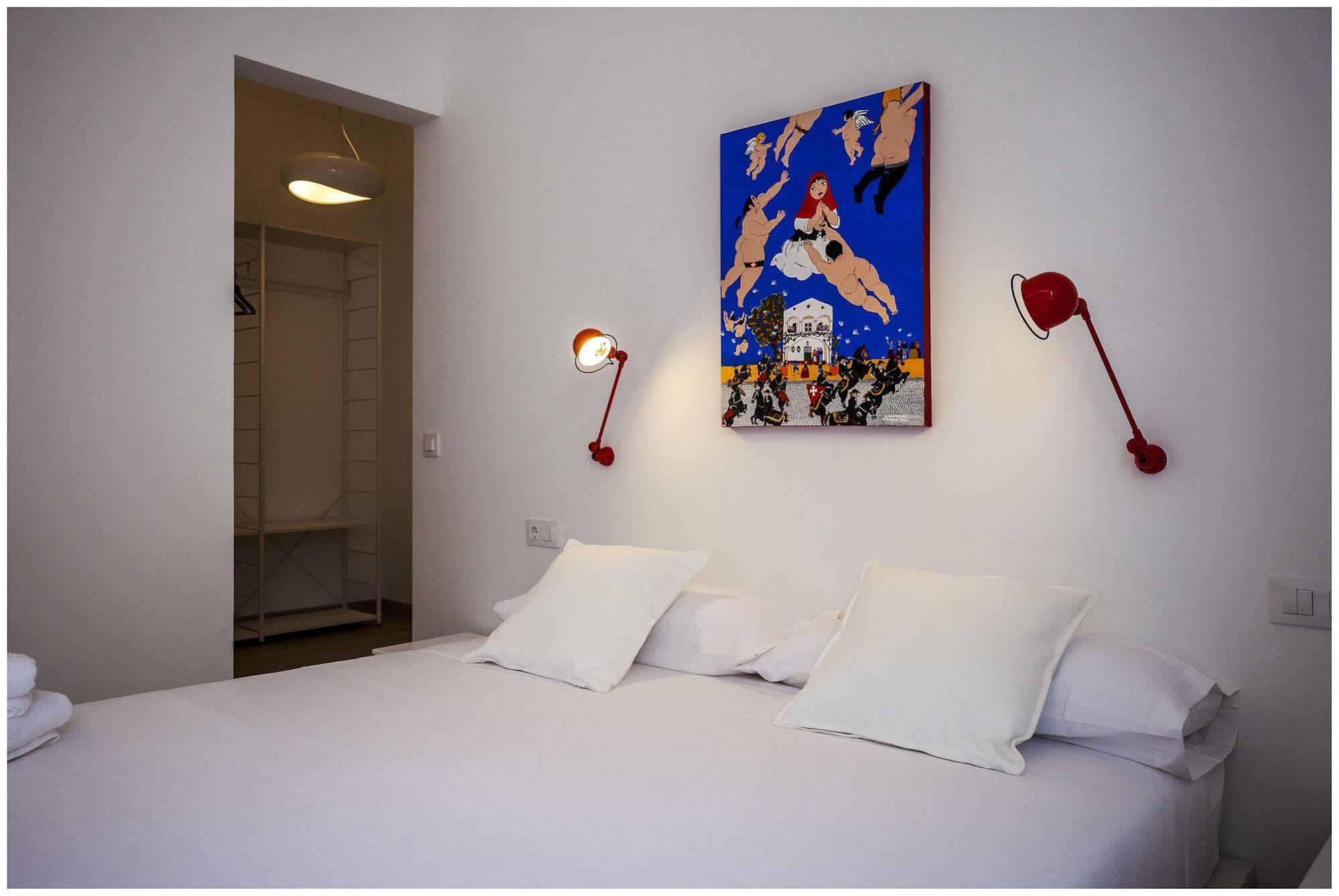 Cheap & Chic Hotel Ciutadella  Luaran gambar
